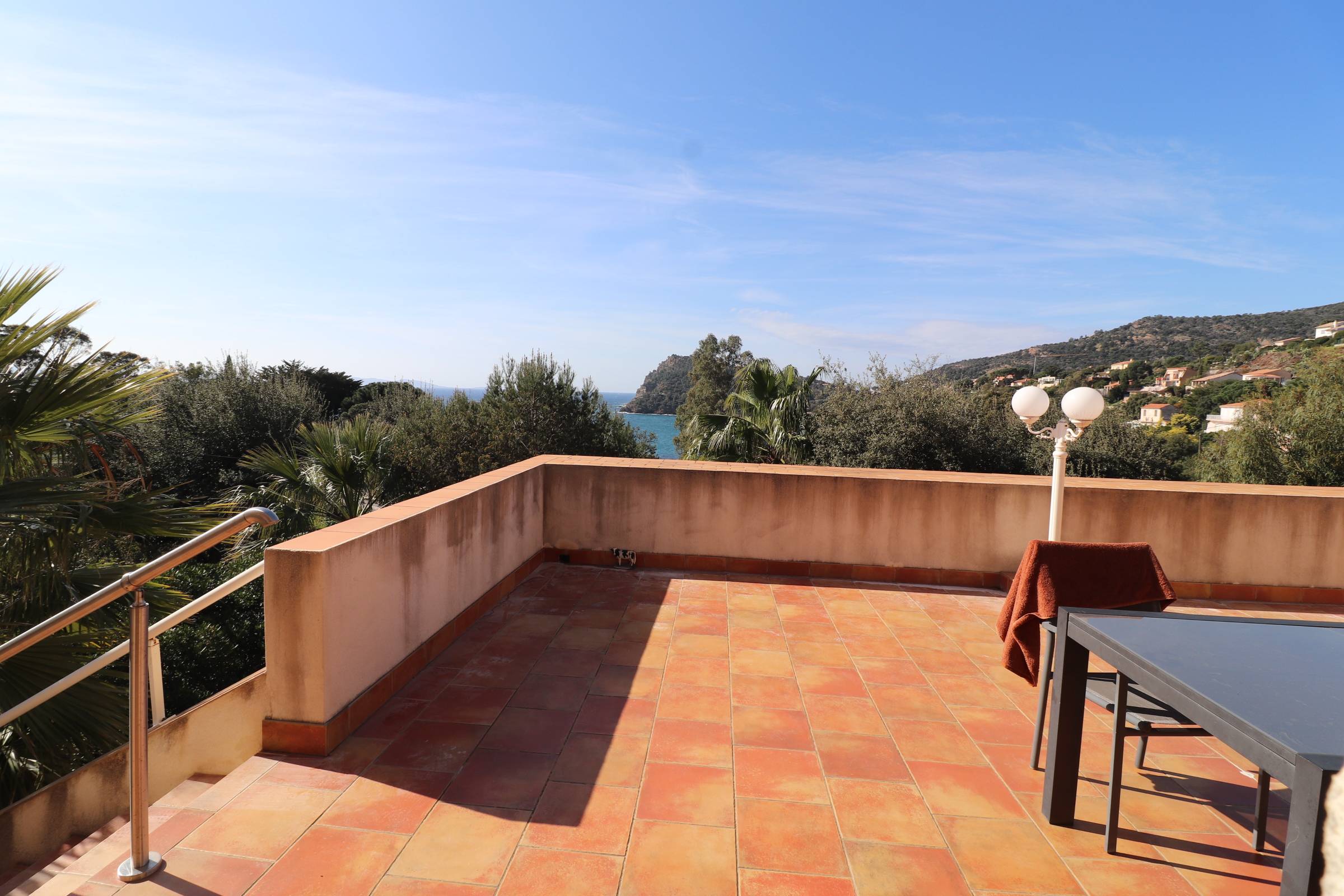 VILLA 4 P - 160m² - proximité mer sur terrain constructible de 1903m²