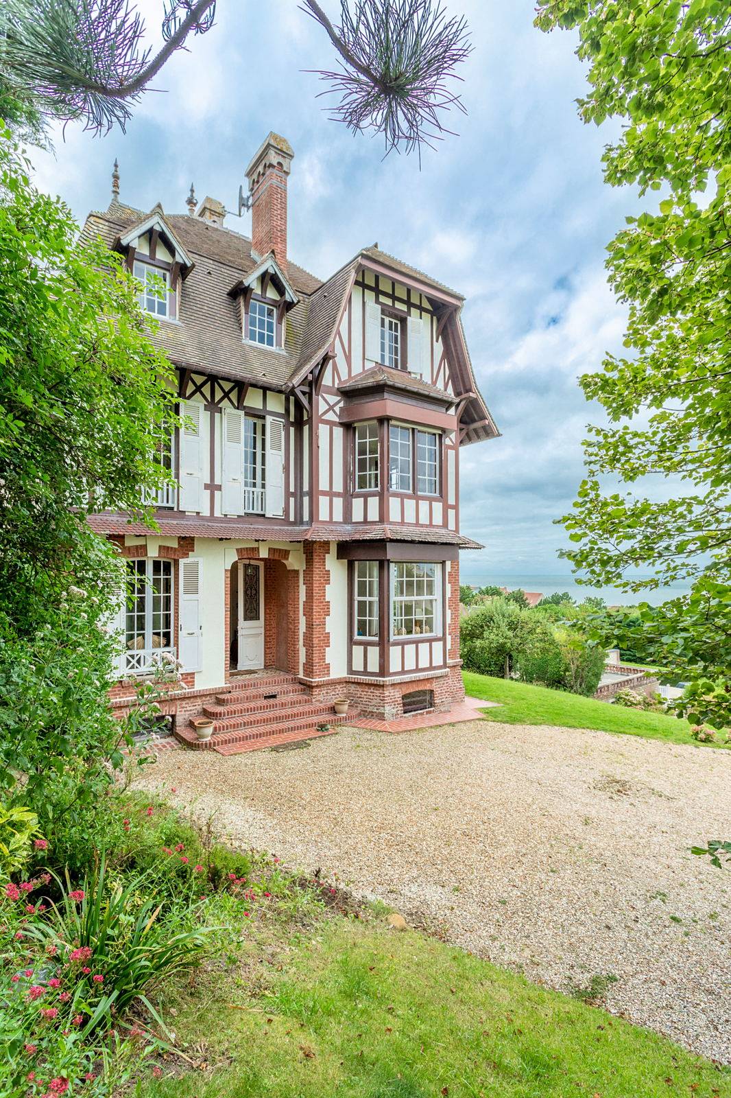 Loue villa de charme au bord de l’eau, Villerville, Normandie - 6 chambres, 10 couchages