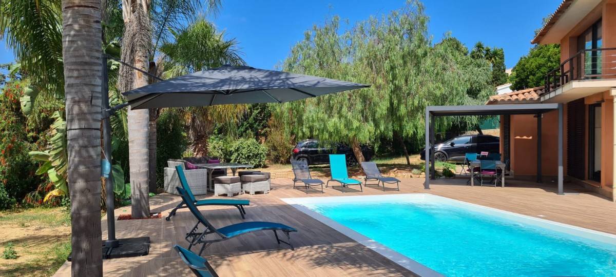 Loue villa piscine Corse proche Sagone - 4 chambres, 8 couchages, Calcatoggio (20)