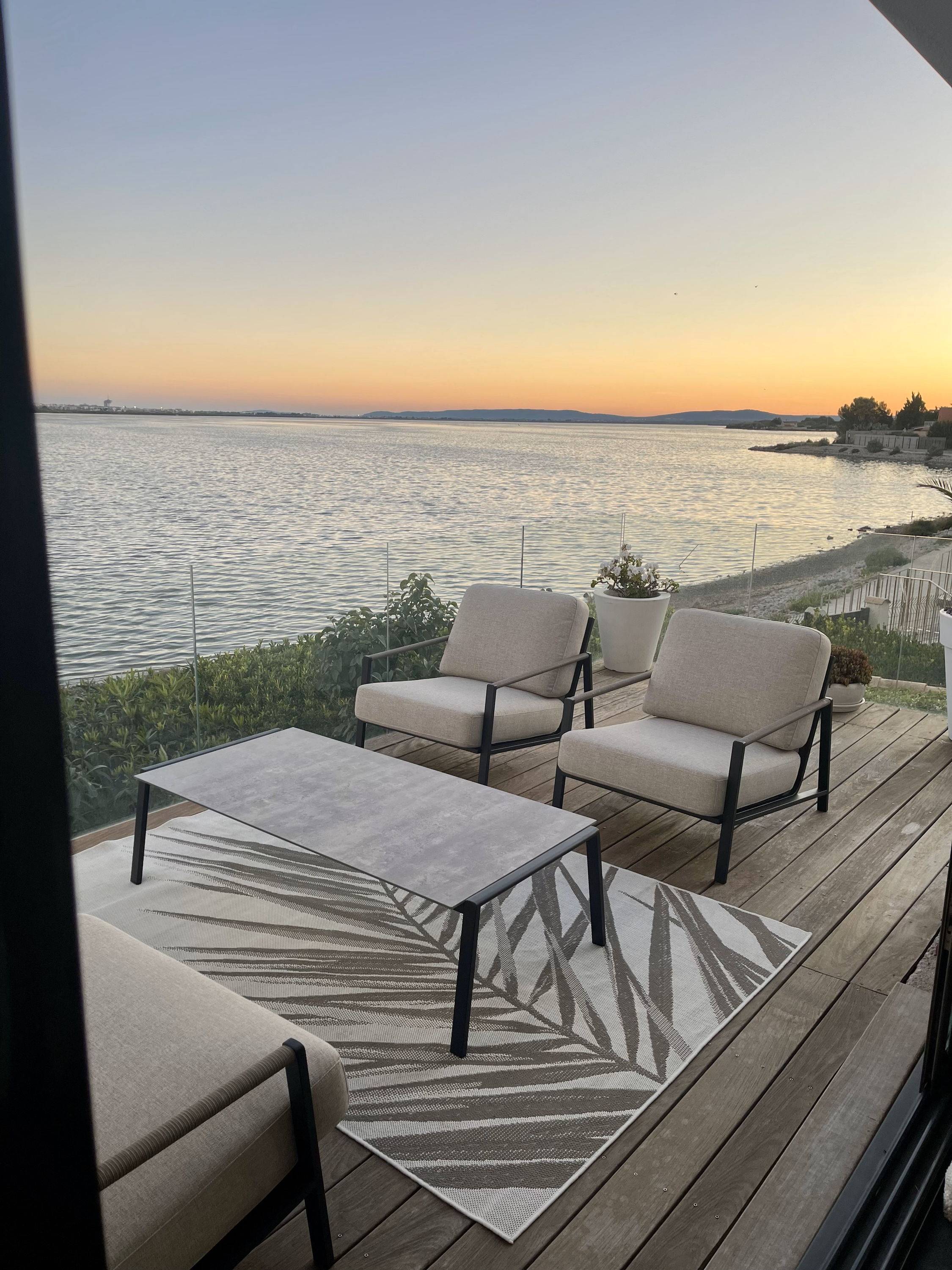 Loue Magnifique villa design, vue panoramique, jacuzzi et climatisation - 2 chambres, 4 couchages, Pérols (34)