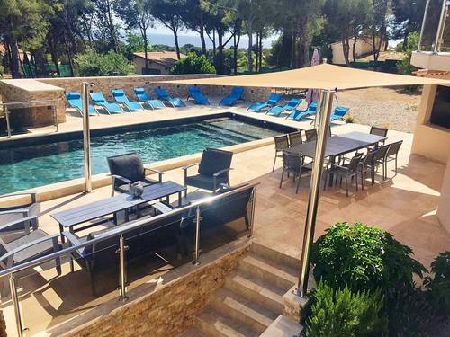 Loue Villa DESIGN 15 couchages Piscine chauffée, bord de mer, 3500m² terrain - Sausset-les-Pins (13)