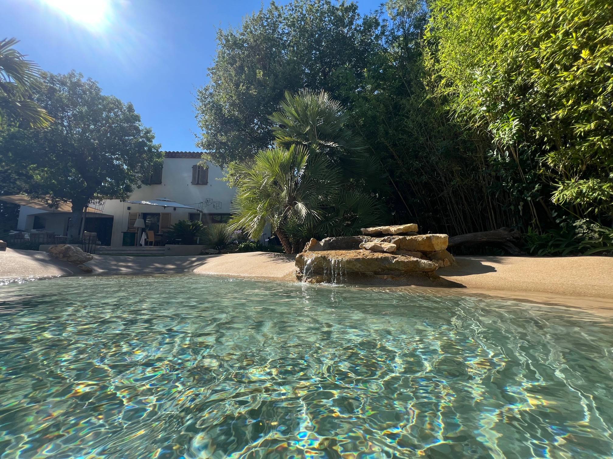 Loue villa haut de gamme à Toulon avec piscine et jacuzzi - 10 couchages