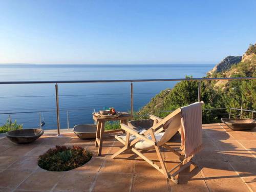 Loue villa sur la mer avec piscine, 10 couchages, 5 chambres, sur l’île d’Ibiza Es Cubells