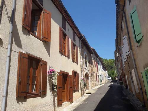 Loue villa Magnolia Puivert (11) : gîte de luxe à 4 étoiles 8 couchages