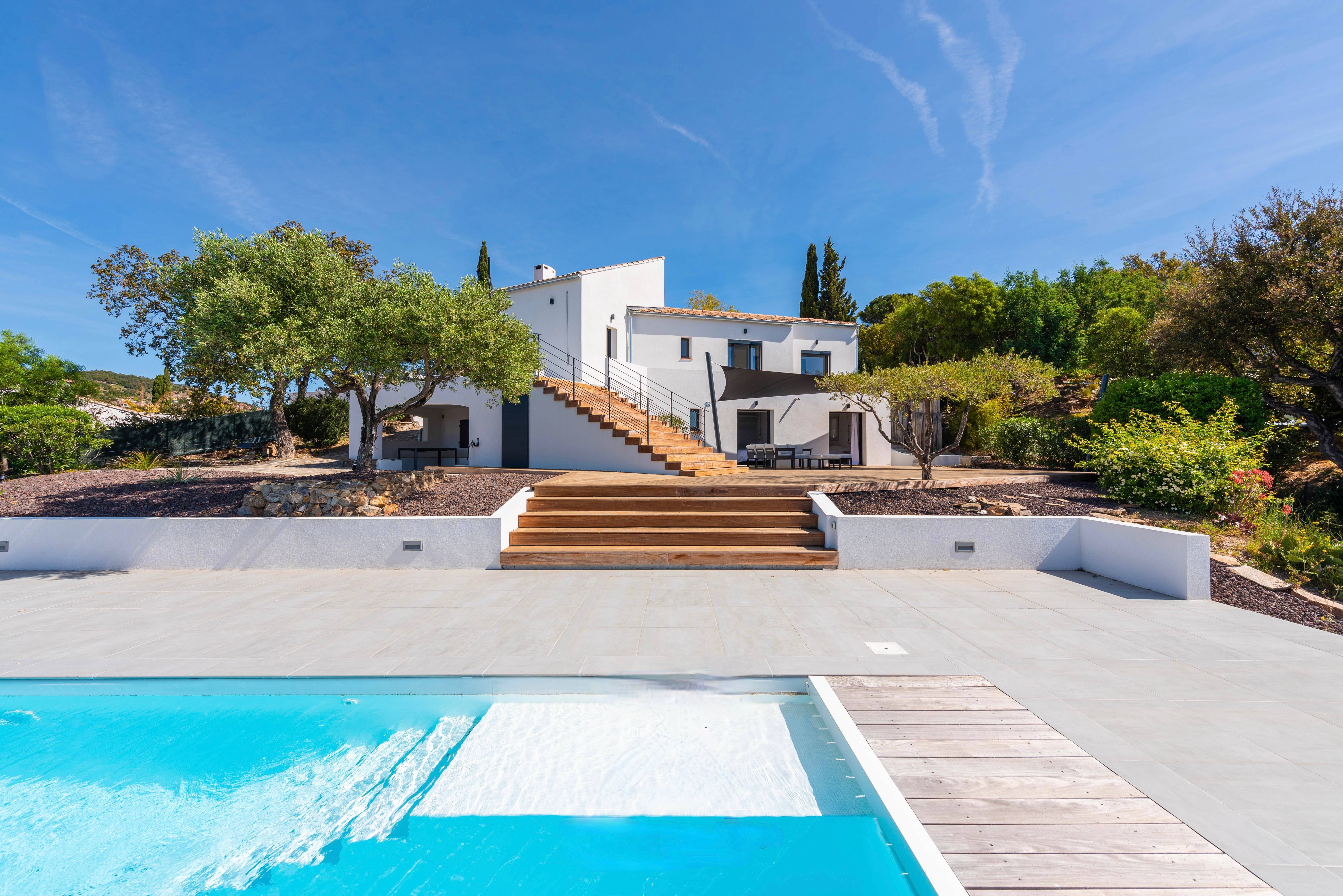 Loue Villa Paradis - piscine - vue mer - 3 chambres, 6 couchages, La Londe-les-Maures (83)