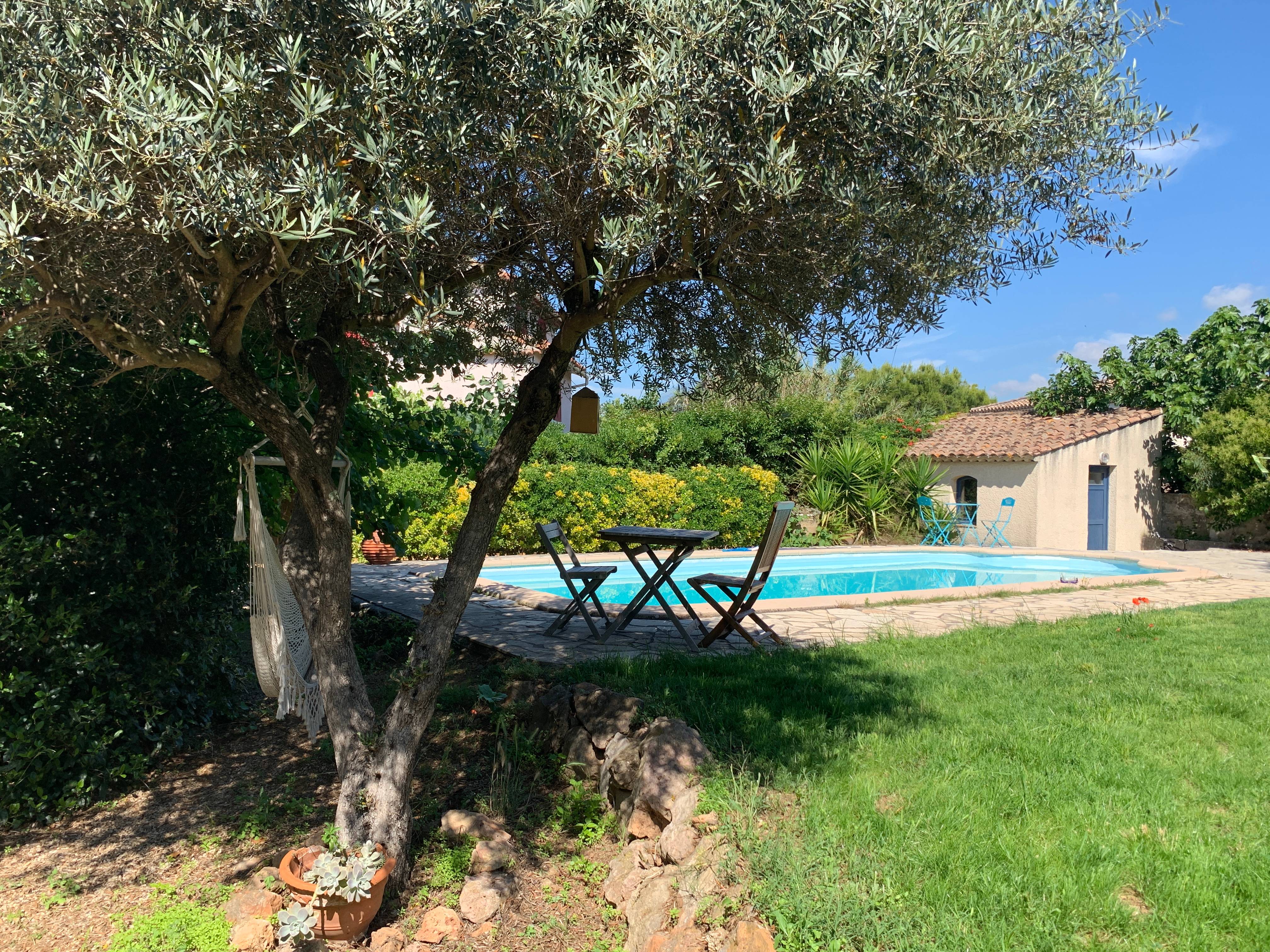 Loue villa avec piscine à Marseille - 3 chambres, 6 couchages