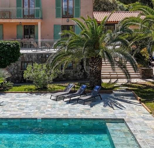 Le mas des Barques : loue grande villa familiale avec piscine et vue mer - 12 couchages