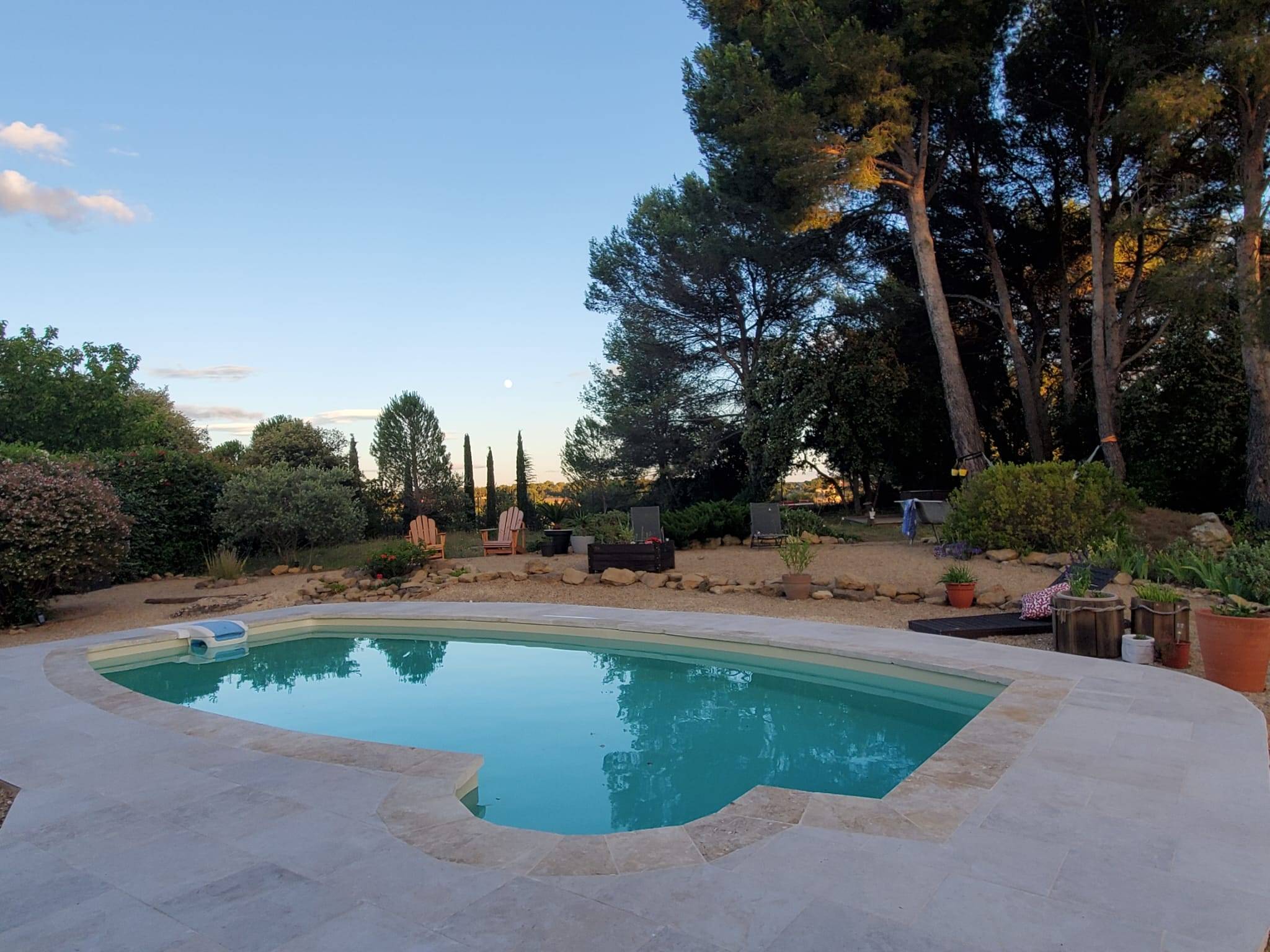Loue villa avec piscine, proche village, idéal famille - 6 couchages - 15mn d’Aix-en-Provence