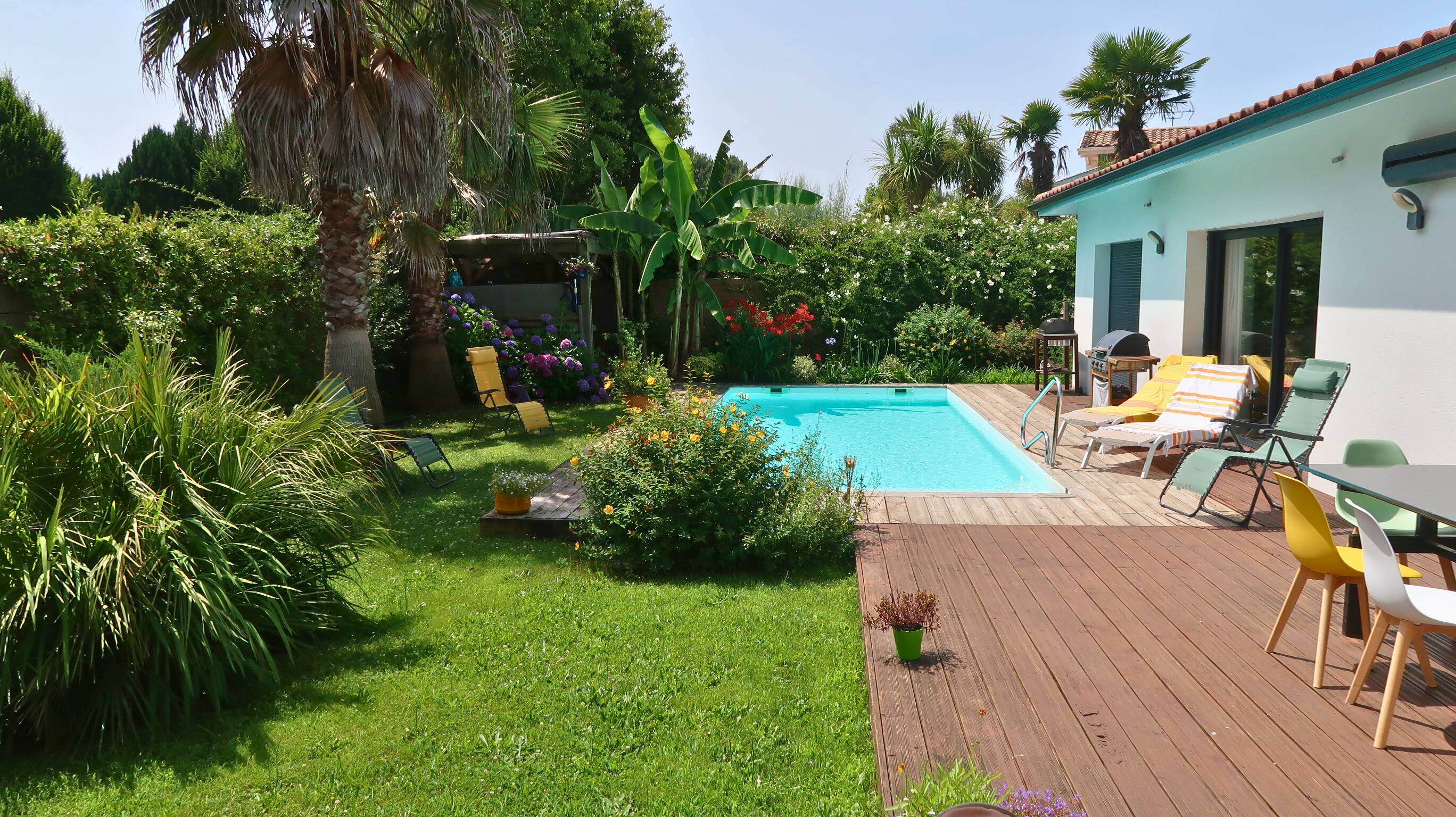 Loue villa 4 étoiles avec piscine chauffée et jacuzzi - 6 couchages