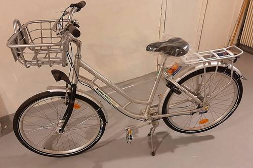 Vélo de ville, neuf, à cardan, panier guidon en alu et tout options