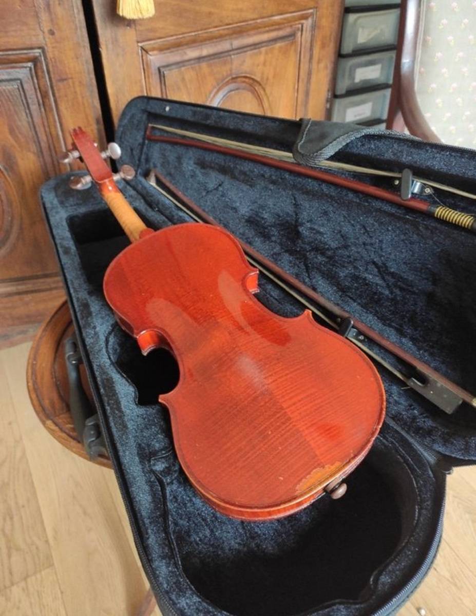 Vends beau violon ancien taille 1/2 révisé par luthier
