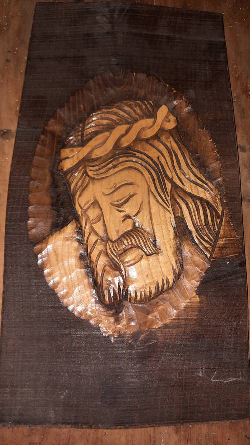 Visage du Christ sculpture en bois
