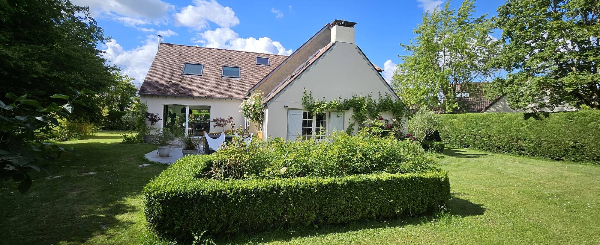 Vends maison - 6 chambres, 260m², Saint-Nom-la-Bretèche (78)