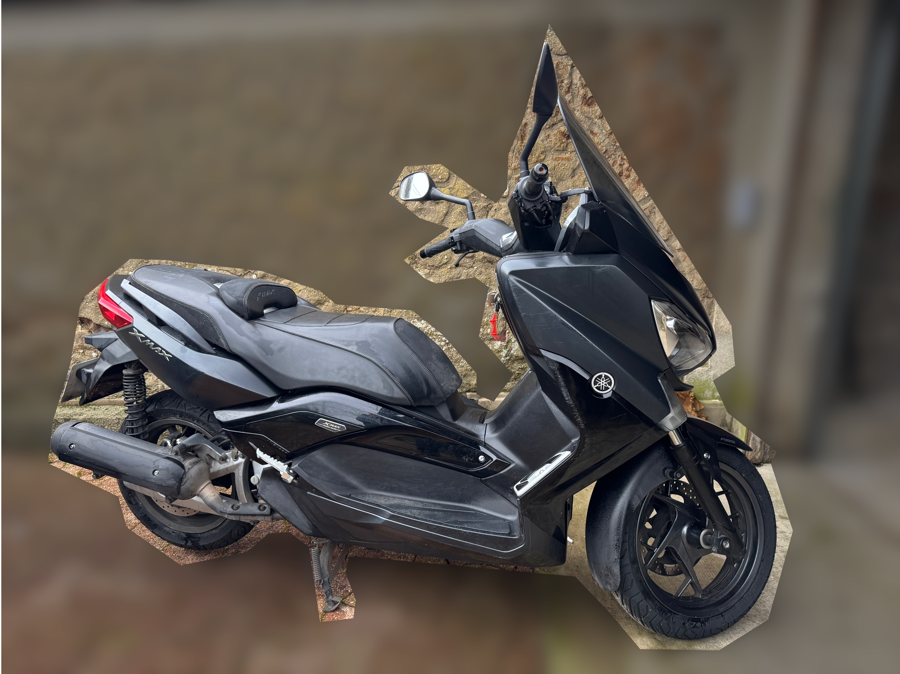 Vends Yamaha XMAX 125 Iron Max ABS, 2016, 10000km